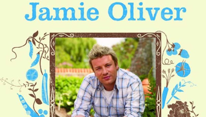 La cucina naturale secondo Jamie Oliver, il cuoco nudo