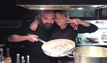 Emma e Giuliano, la carbonara (di pesce) delle star