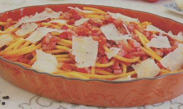 Bucatini di carbonara rossa, in medio stat virtus