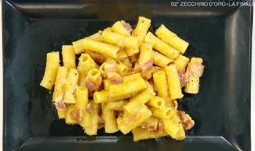 Uno mattina, si parla di musica e carbonara