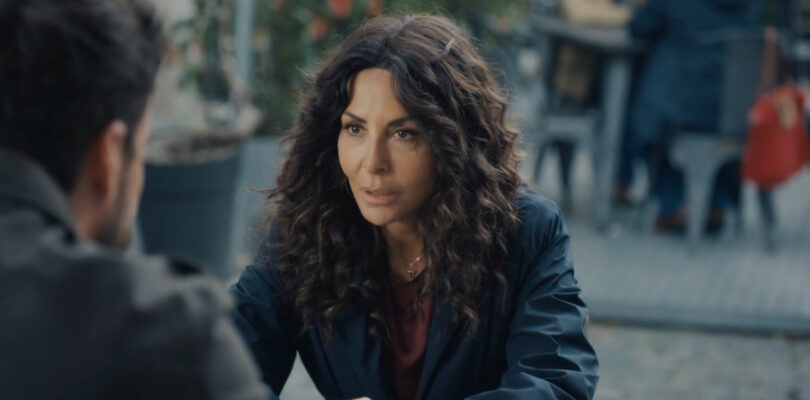 A testa alta - Il coraggio di una donna