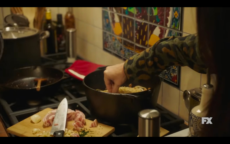 Better Things Pamela Adlon e la carbonara